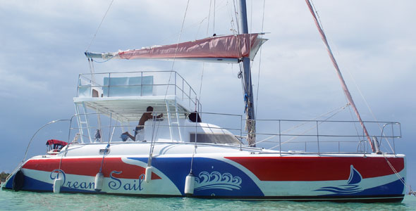 Dream Sail Yacht Rental